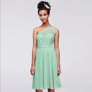 David’s Bridal bridesmaid dress in Mint